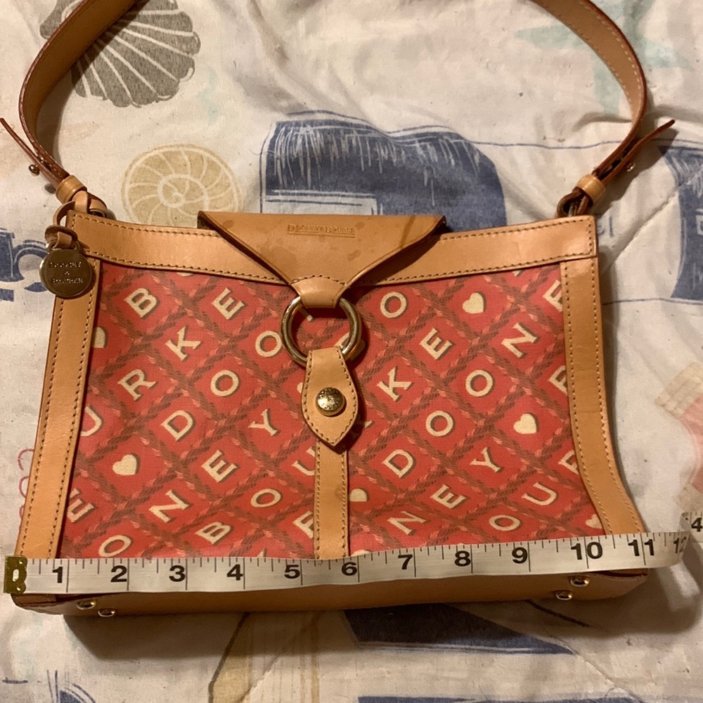 Vintage Dooney & Bourke handbag